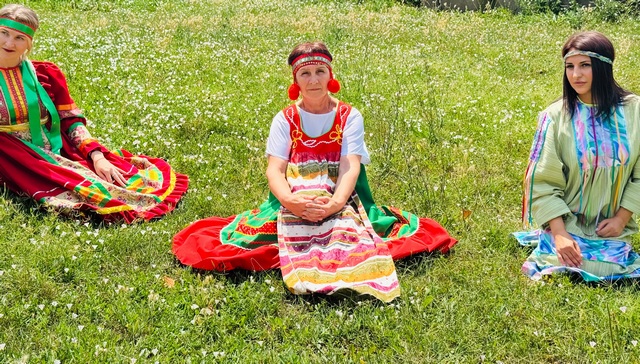 Праздничная программа